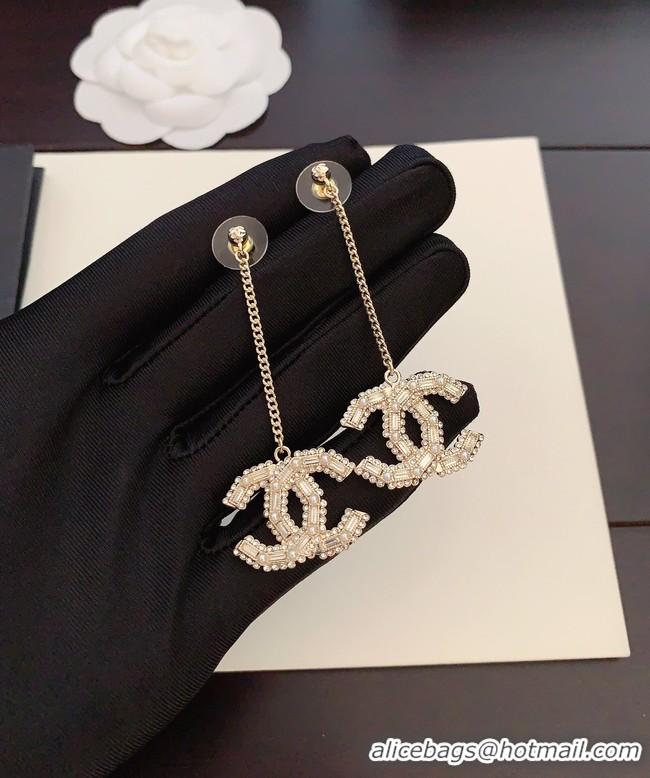 Luxurious Chanel Earrings CE10351