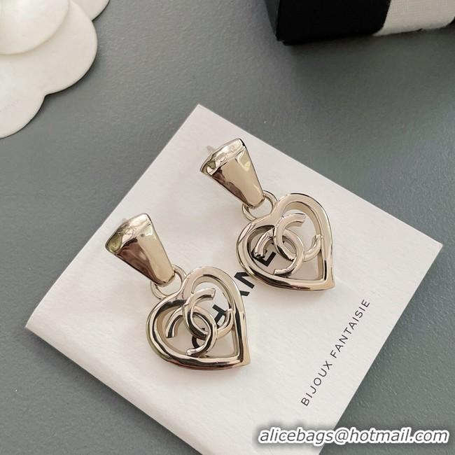 Charming Chanel Earrings CE10381