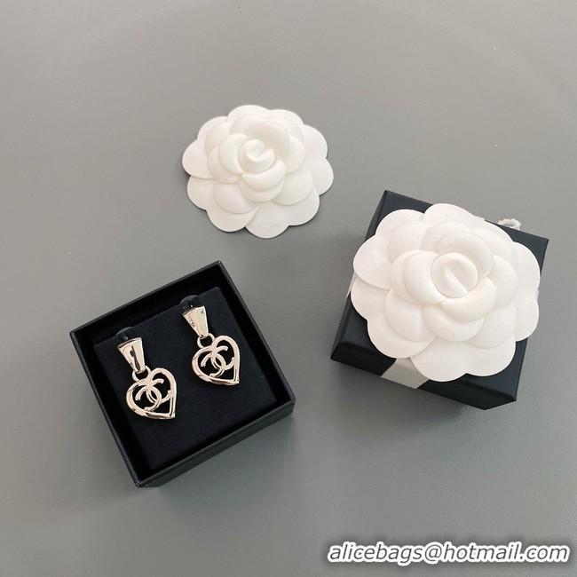 Charming Chanel Earrings CE10381