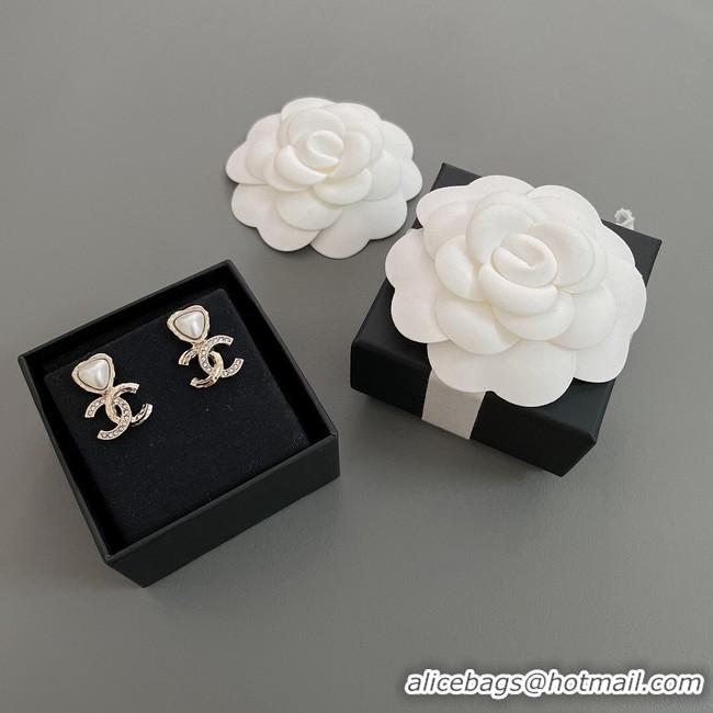 Trendy Design Chanel Earrings CE10382