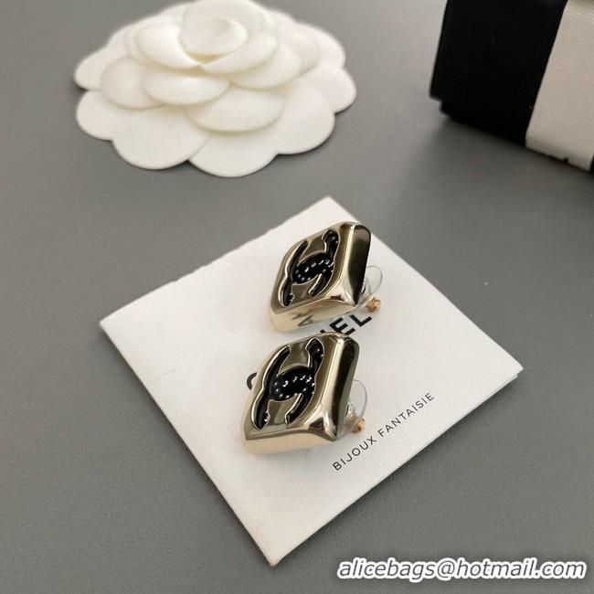 Purchase Chanel Earrings CE10383