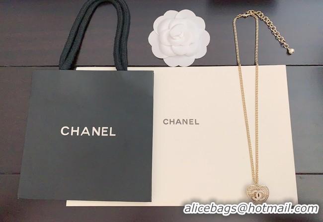 Stylish Chanel Necklace CE10492