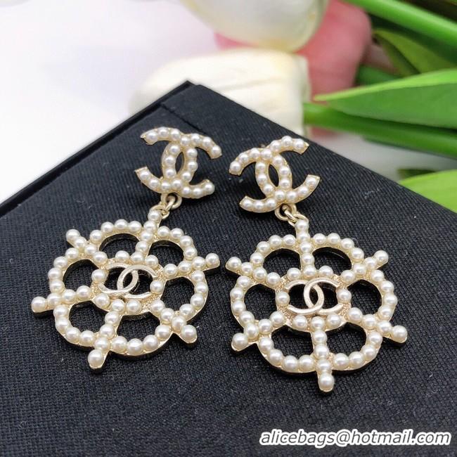 Stylish Chanel Earrings CE10542