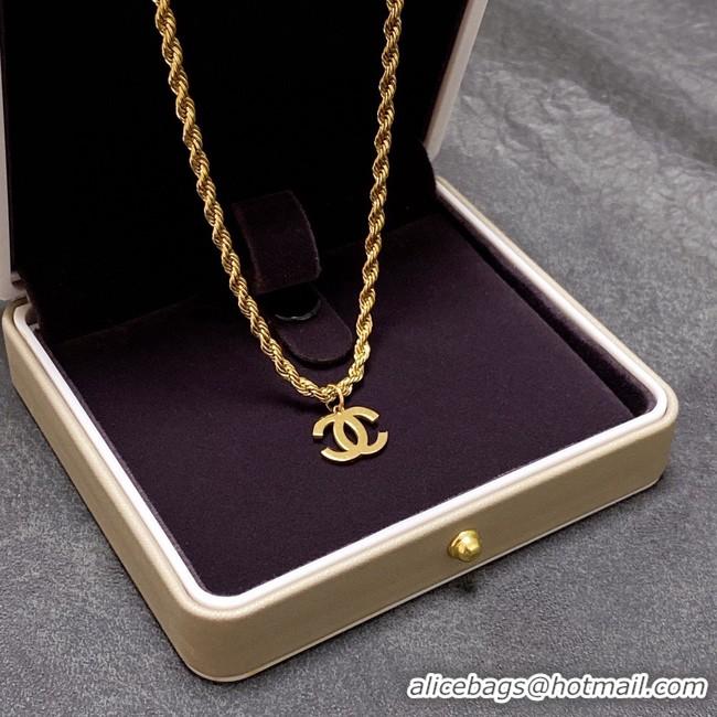 Luxury Chanel Necklace CE10560