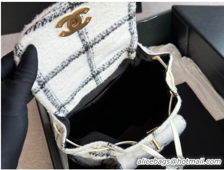 Good Product Chanel BACKPACK Wool Tweed & Gold-Tone Metal AS3615 white