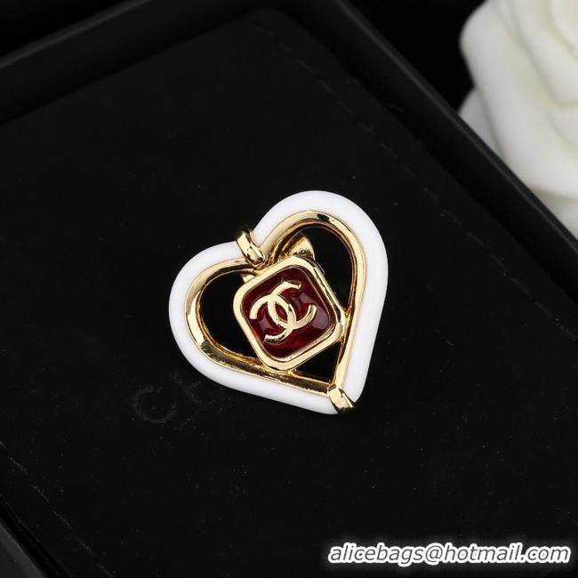 Classic Chanel Brooch CE10600