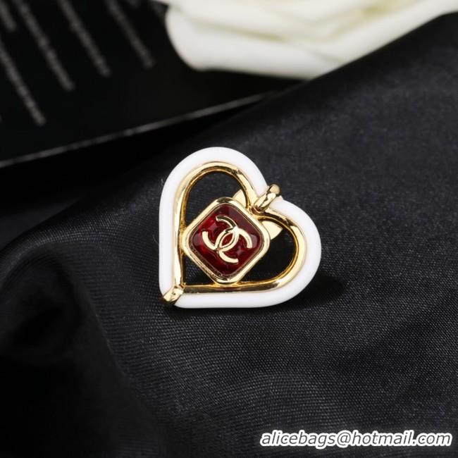 Classic Chanel Brooch CE10600