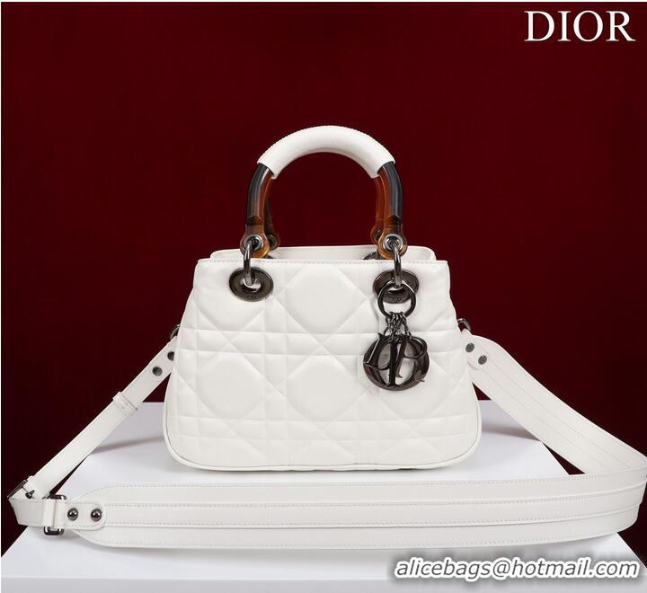 Famous Brand LADY DIOR TOP HANDLE SMALL BAG Latte Cannage Lambskin C0963 WHITE