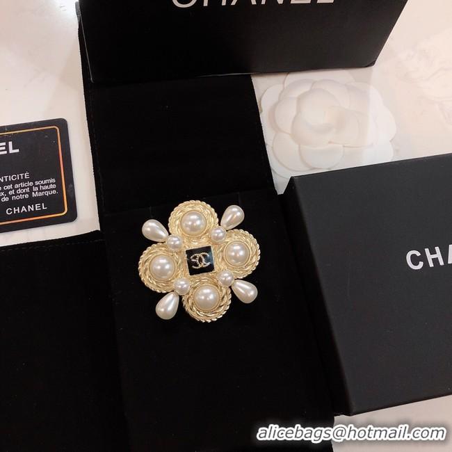 Stylish Chanel Brooch CE10643