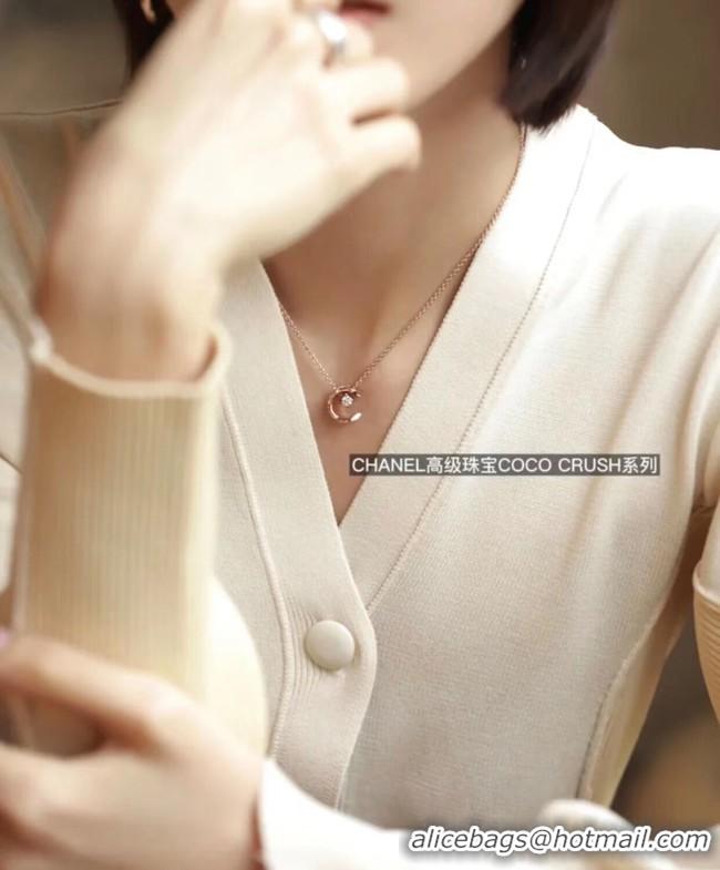 Stylish Chanel Necklace CE10712