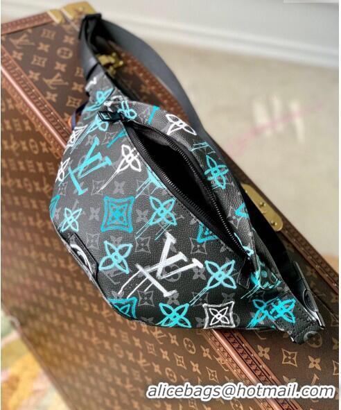 New Style Louis Vuitton Discovery Bumbag Belt Bag in LV Graffiti Green Monogram Eclipse Canvas M21397 2022