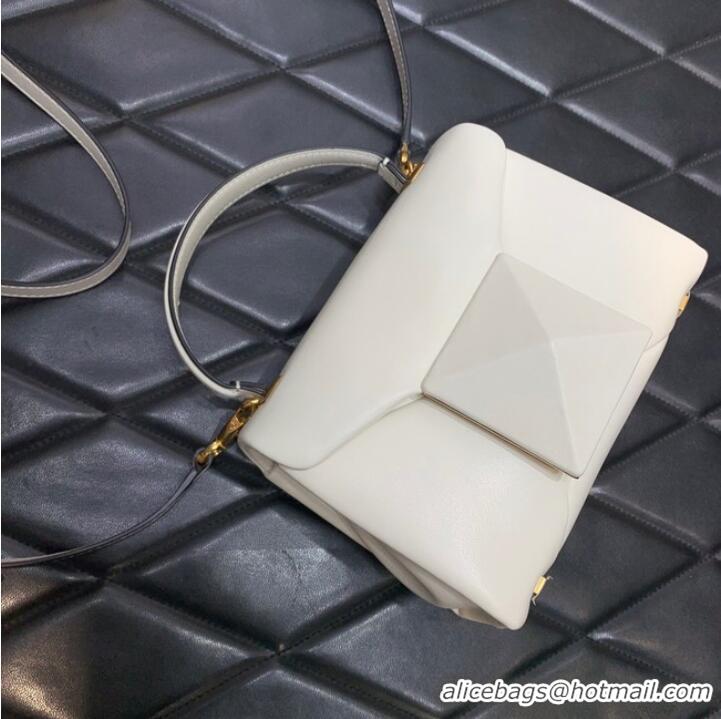 Famous Brand VALENTINO ONE STUD mini sheepskin shoulder bag WB0L13M white