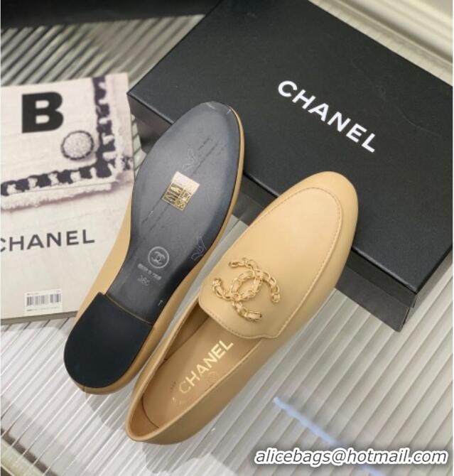 Top Quality Chanel Lambskin Loafers with Chain CC G39438 Beige