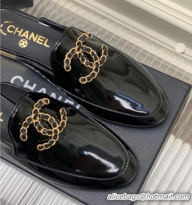 Sumptuous Chanel Patent Leather Mules with Chain CC G39438 Black