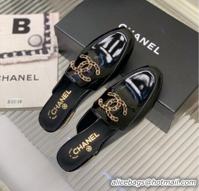 Sumptuous Chanel Patent Leather Mules with Chain CC G39438 Black