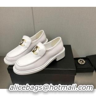 Pretty Style Chanel Shiny Calfskin Loafers with CC Charm 6cm G39602 White