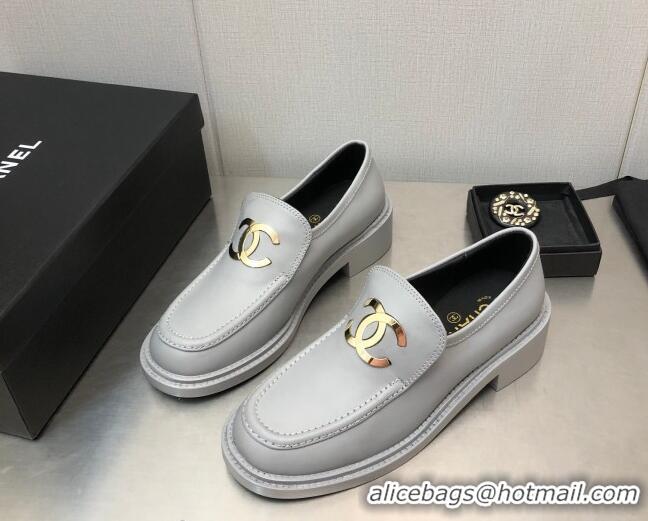 Charming Chanel Shiny Calfskin Loafers with CC Charm 6cm G39602 Grey