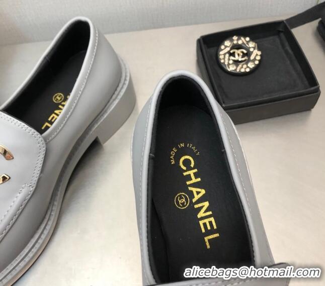 Charming Chanel Shiny Calfskin Loafers with CC Charm 6cm G39602 Grey