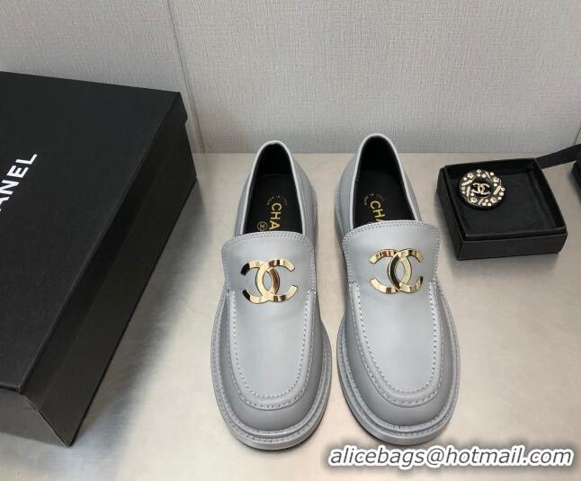 Charming Chanel Shiny Calfskin Loafers with CC Charm 6cm G39602 Grey