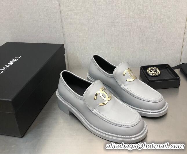 Charming Chanel Shiny Calfskin Loafers with CC Charm 6cm G39602 Grey