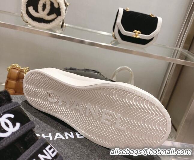 Sophisticated Chanel Patent Leather and Wool Sneakers Black 122281