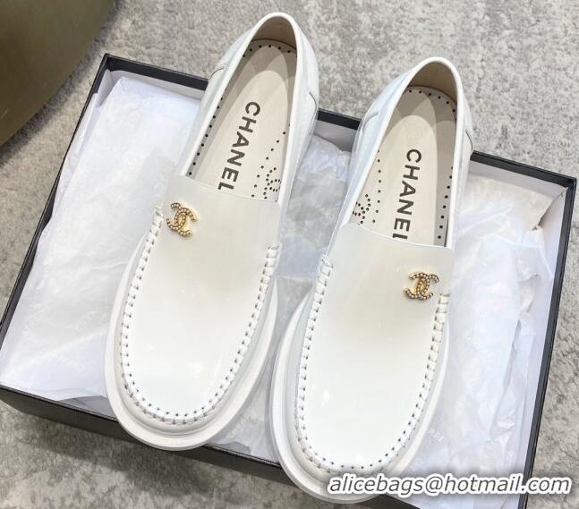 Top Design Chanel Patent Leather Loafers with Pearl CC White 122818