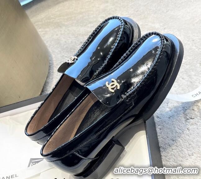 Luxury Chanel Patent Leather Loafers with Pearl CC Black 122820