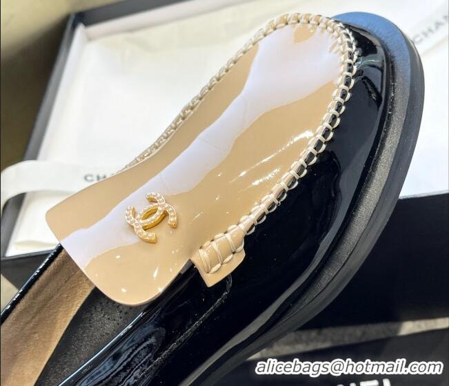 Pretty Style Chanel Patent Leather Loafers with Pearl CC Beige/Black 122821