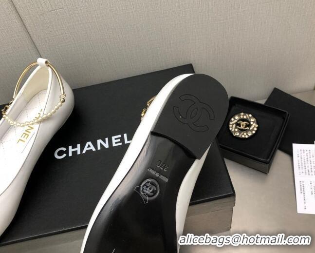 Top Design Chanel Shiny Lambskin Ballerinas with Pearls G38986 White