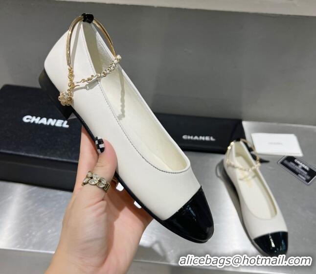 Charming Chanel Lambskin and Patent Leather Ballerinas with Chain G38986 White