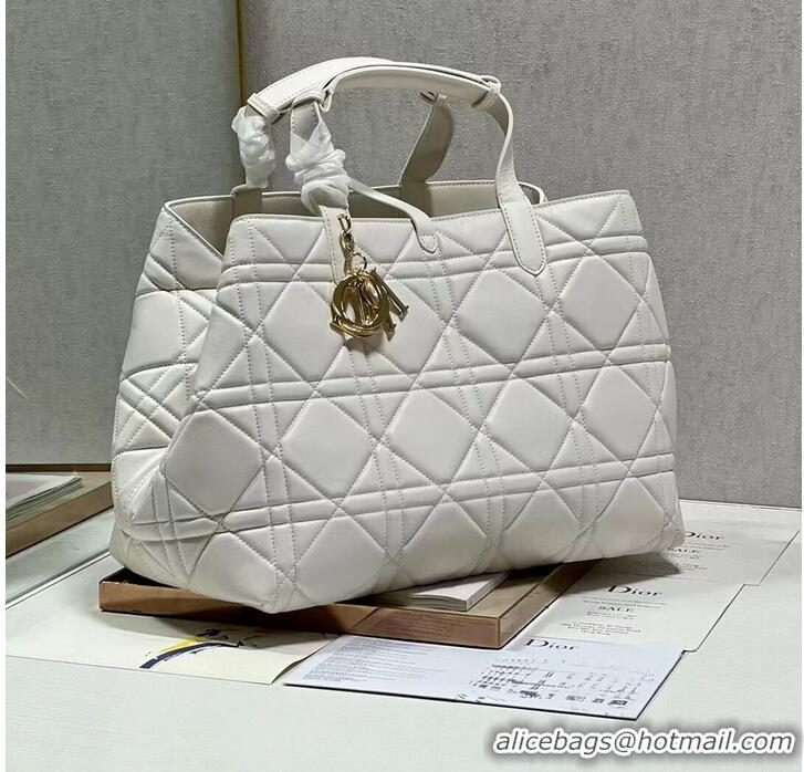 Unique Grade LADY DIOR TOP HANDLE LARGE BAG Latte Cannage Lambskin C0088 WHITE&BLACK