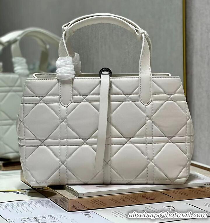 Super Quality DIOR TOP HANDLE MEDIUM BAG Latte Cannage Lambskin C0089 WHITE&BLACK