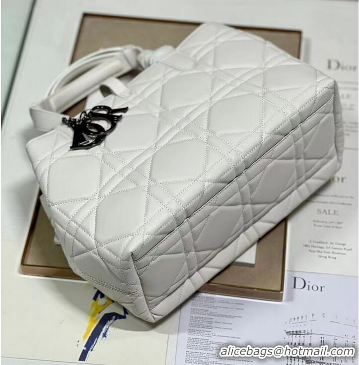 Super Quality DIOR TOP HANDLE MEDIUM BAG Latte Cannage Lambskin C0089 WHITE&BLACK