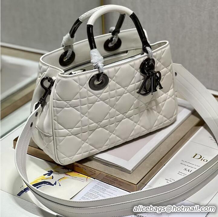 Most Popular LADY DIOR TOP HANDLE MEDIUM BAG Latte Cannage Lambskin C9226 WHITE&BLACK