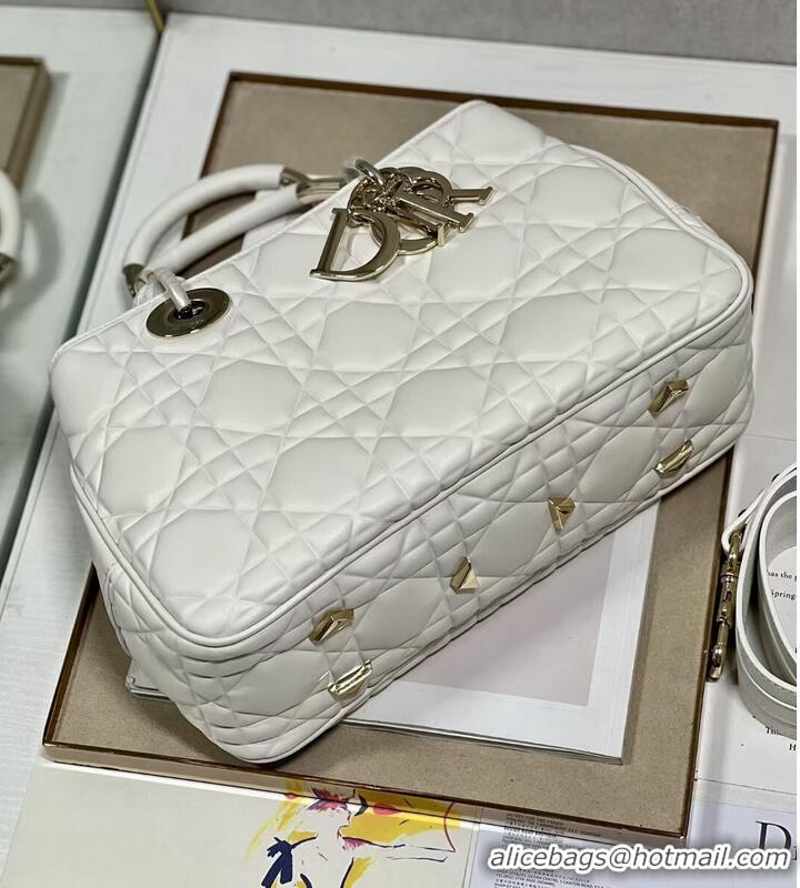 Promotional LADY DIOR TOP HANDLE MEDIUM BAG Latte Cannage Lambskin C9226 WHITE&GOLD