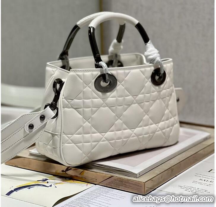 Good Product LADY DIOR TOP HANDLE MEDIUM BAG Latte Cannage Lambskin C9227 WHITE&BLACK