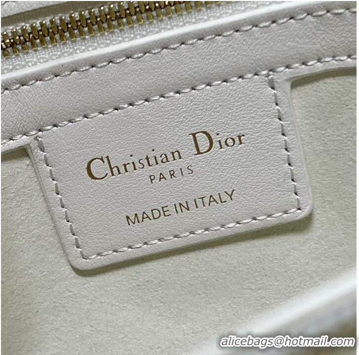 Super Quality LADY DIOR TOP HANDLE MEDIUM BAG Latte Cannage Lambskin C9227 WHITE&GOLD