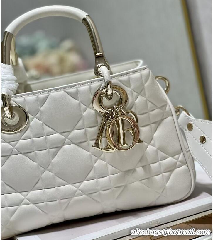 Super Quality LADY DIOR TOP HANDLE MEDIUM BAG Latte Cannage Lambskin C9227 WHITE&GOLD