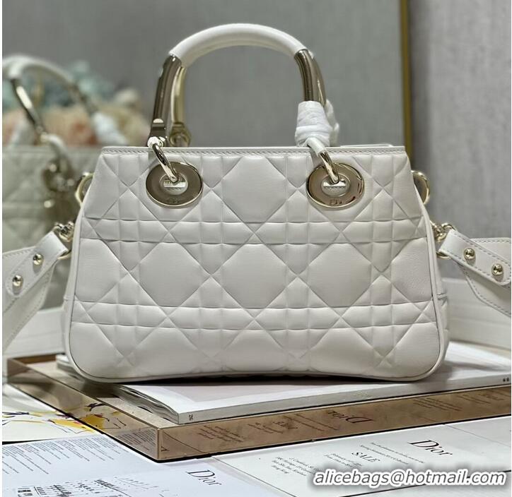 Super Quality LADY DIOR TOP HANDLE MEDIUM BAG Latte Cannage Lambskin C9227 WHITE&GOLD