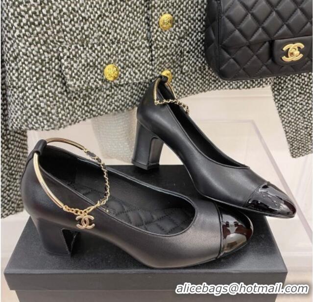 Sumptuous Chanel Lambskin and Patent Leather Pumps with Chain Black 122834