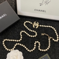 Luxury Chanel Neckla...