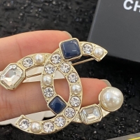 Stylish Chanel Brooc...