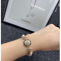 Purchase Chanel Brac...