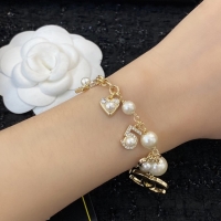 Grade Chanel Bracelet CE10261