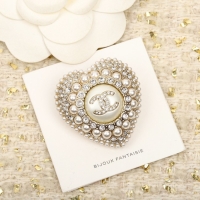 Sumptuous Chanel Brooch CE10498