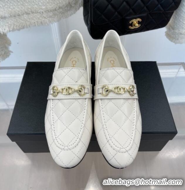 Trendy Design Chanel Quilted Lambskin Loafers White 020752