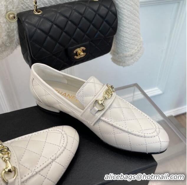 Trendy Design Chanel Quilted Lambskin Loafers White 020752