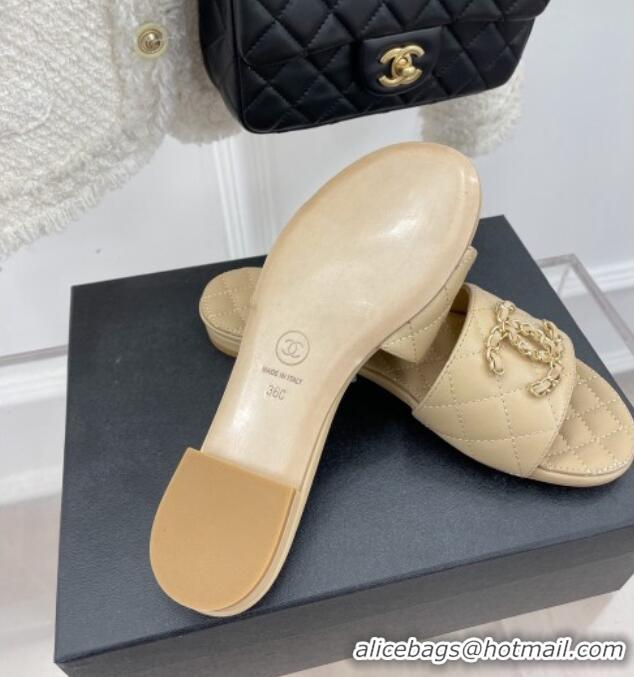 Stylish Chanel Quilted Lambskin Flat Slide Sandals with Chain CC Beige 020776