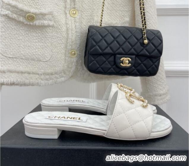 Duplicate Chanel Quilted Lambskin Flat Slide Sandals with Chain CC White 020777