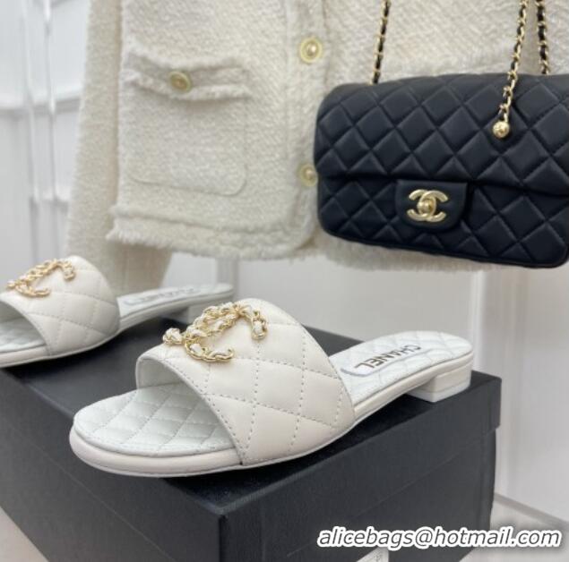 Duplicate Chanel Quilted Lambskin Flat Slide Sandals with Chain CC White 020777